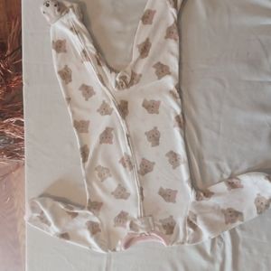 Child of Mine by Carter's little bear 1zie 6-9mo